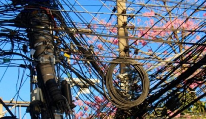 Em audiência, MPSE firma compromisso para regularização da rede de