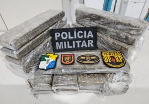 Polícia Militar apreende 13 kg de maconha no Bairro Coqueiral,